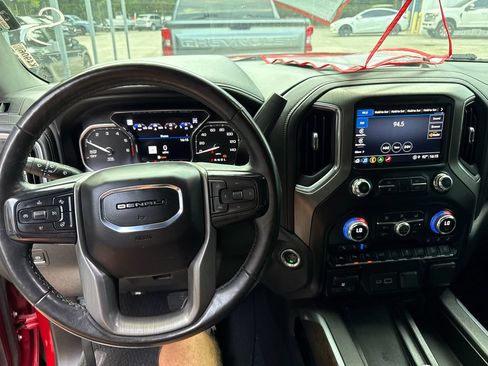 Used 2021 GMC Sierra 1500 Denali w/ Denali Ultimate Package AWD/4WD image 12