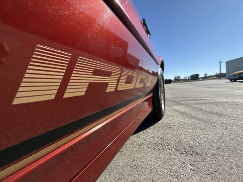 Used 1989 Chevrolet Camaro IROC-Z image 9