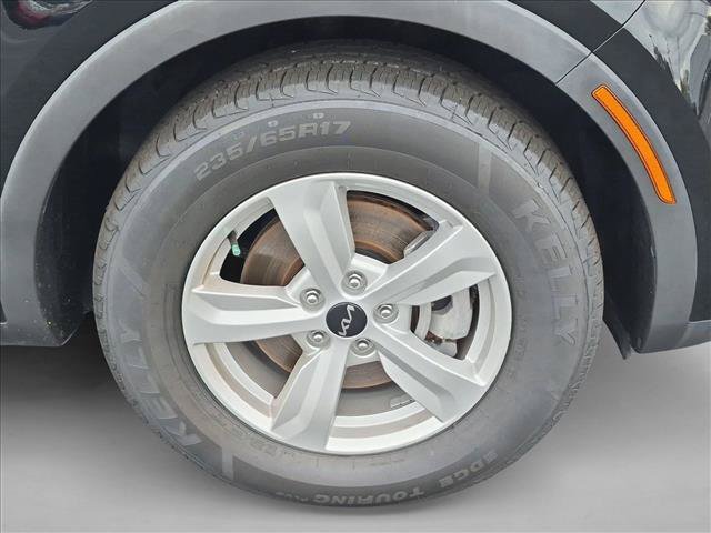Used 2022 Kia Sorento LX FWD image 21