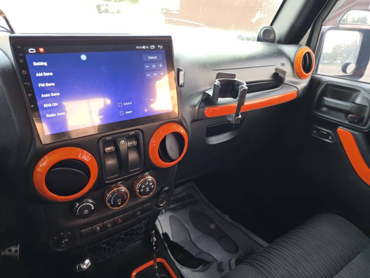 Used 2012 Jeep Wrangler Sahara w/ Dual Top Group AWD/4WD image 23