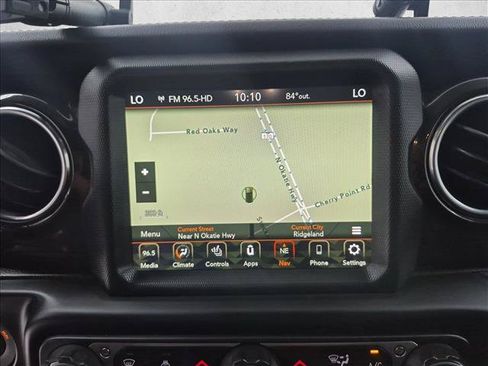 Used 2021 Jeep Wrangler Unlimited Sahara AWD/4WD image 13