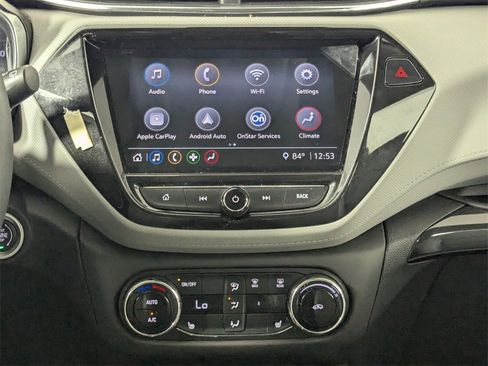 Used 2021 Chevrolet TrailBlazer LT w/ Premium Seating Package image 18