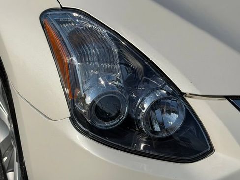 Used 2012 Nissan Altima 2.5 S FWD image 14