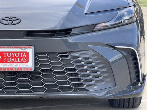 New 2026 Toyota Camry SE image 9