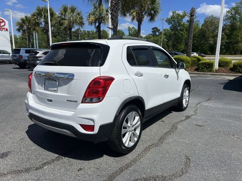 Used 2020 Chevrolet Trax Premier FWD image 10