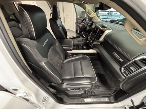 Used 2021 RAM 1500 Laramie image 37