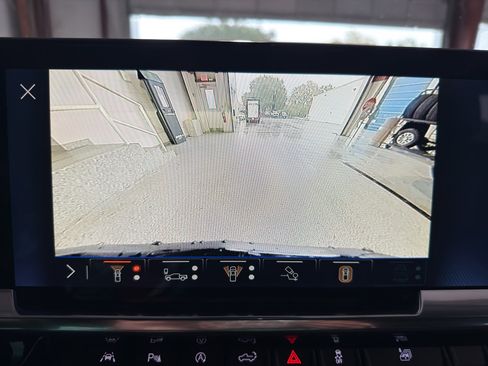 New 2026 Chevrolet Silverado 1500 LT w/ Safety Package image 16