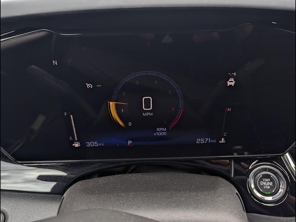 Used 2026 Chevrolet Trax RS w/ Sunroof Package FWD image 2