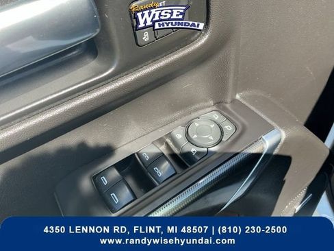 Used 2019 GMC Sierra 1500 AT4 w/ AT4 Premium Package AWD/4WD image 17