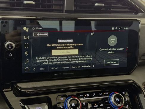 Used 2024 GMC Sierra 2500 AT4 w/ AT4 Premium Plus Package image 17