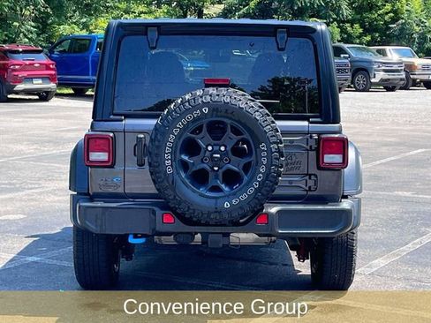 Used 2023 Jeep Wrangler Unlimited image 4
