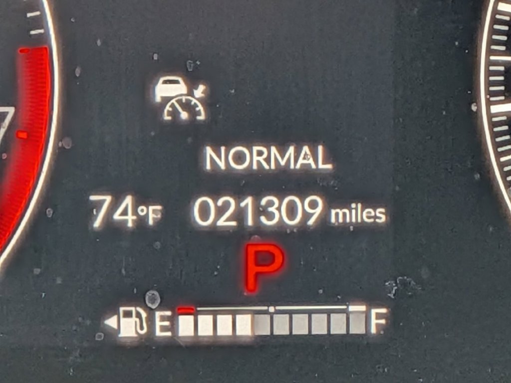 Used 2025 Honda Pilot Touring image 19