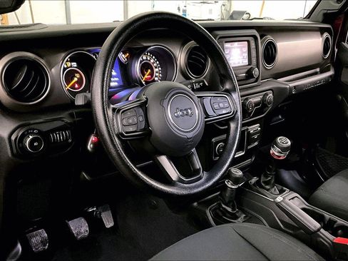 Used 2021 Jeep Wrangler Sport image 12
