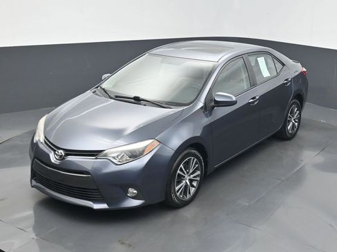 Used 2016 Toyota Corolla LE FWD image 9