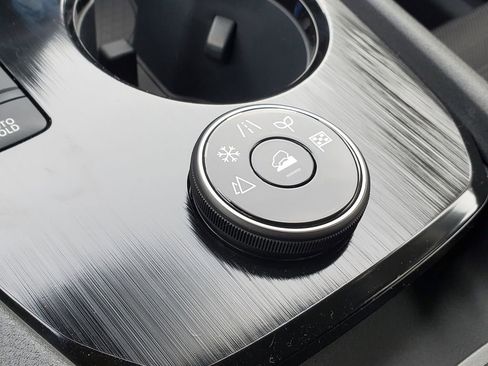 New 2026 Nissan Rogue SV image 31