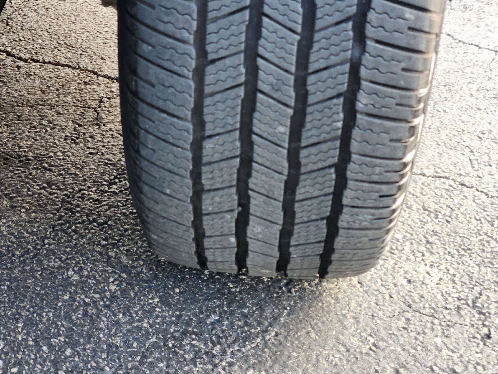 Used 2022 RAM 1500 Laramie AWD/4WD image 12