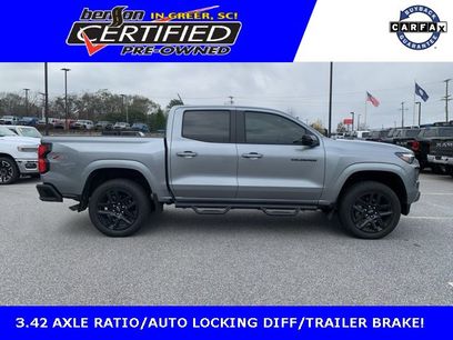 Used 2025 Chevrolet Colorado Z71 w/ Z71 Convenience Package 2