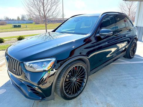 Used 2020 Mercedes-Benz GLC 63 AMG 4MATIC image 4