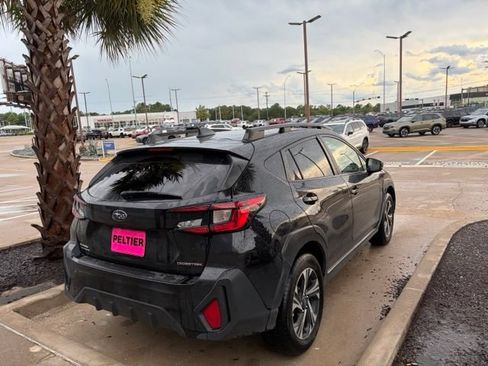 Used 2024 Subaru Crosstrek 2.0i Premium AWD/4WD image 15