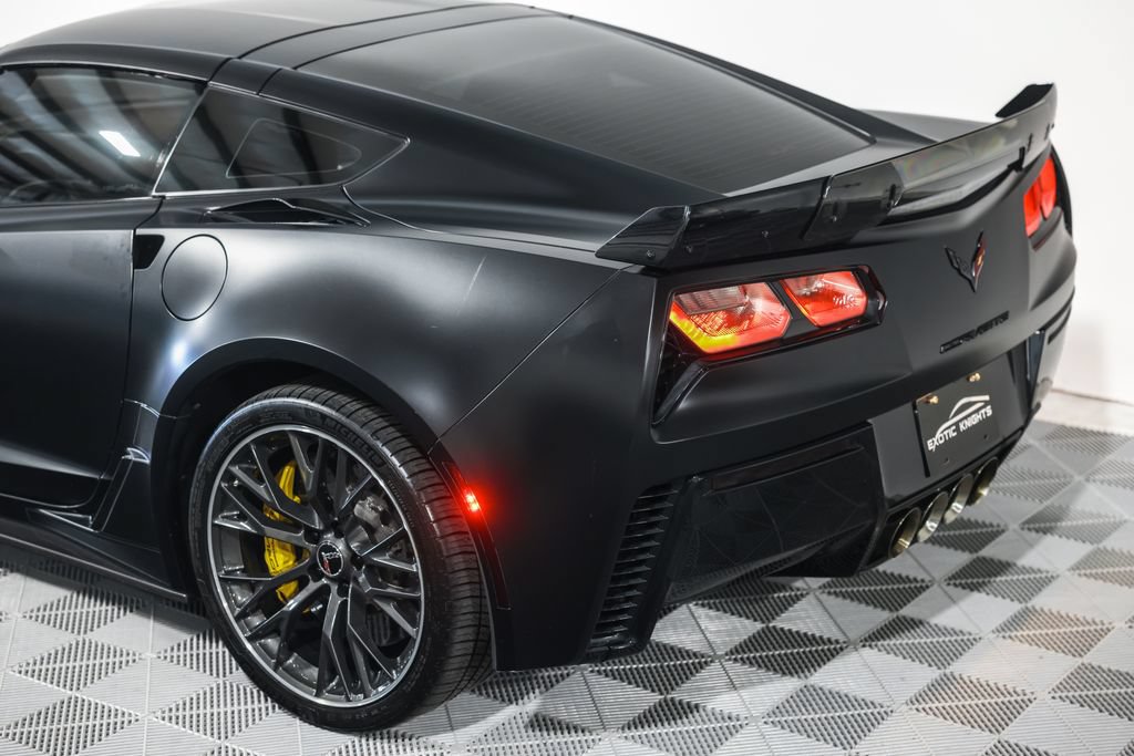 Used 2016 Chevrolet Corvette Z06 w/ 3LZ Preferred Equipment Group RWD image 22