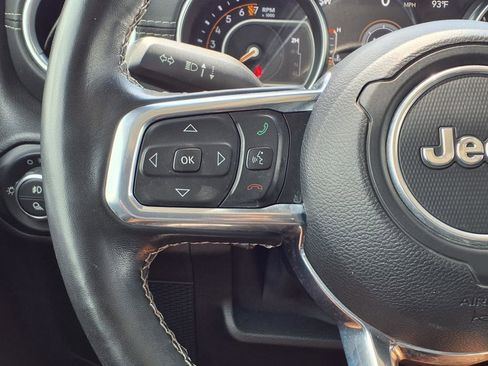 Used 2021 Jeep Gladiator Overland w/ Popular Equipment Package image 6