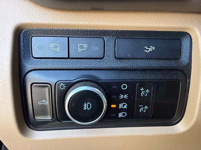 Used 2024 Ford F350 Lariat w/ Chrome Package AWD/4WD image 22