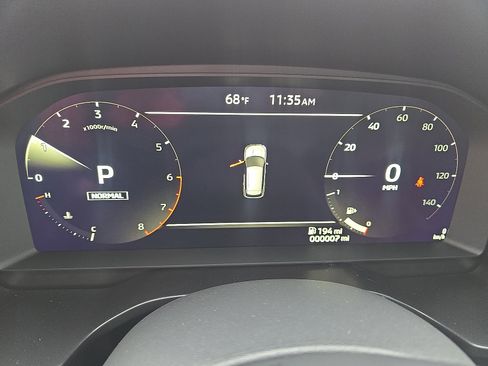 New 2025 Mitsubishi Outlander SE image 16