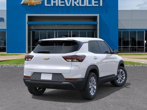 New 2026 Chevrolet TrailBlazer LS w/ LS Confidence Package FWD image 4