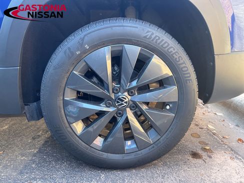 Used 2023 Volkswagen Taos S image 10