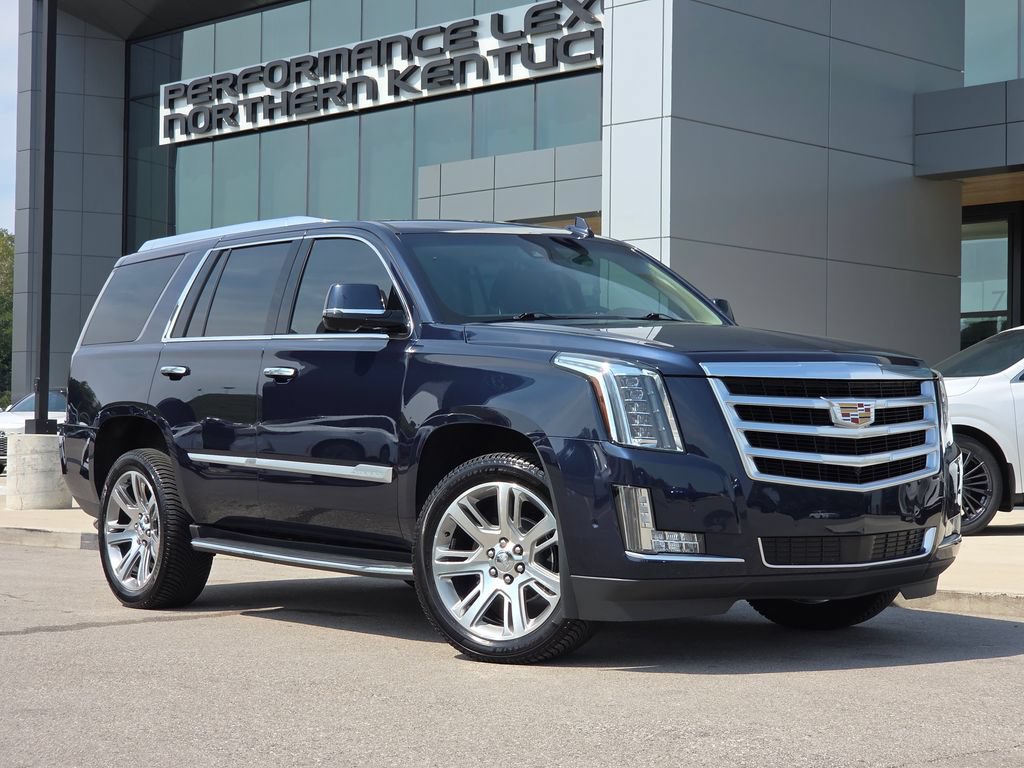 Used 2020 Cadillac Escalade Premium Luxury AWD/4WD image 2