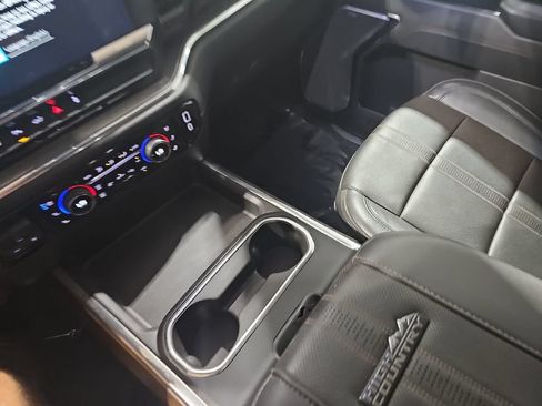 Certified 2024 Chevrolet Silverado 2500 High Country w/ High Country Premium Package AWD/4WD image 26