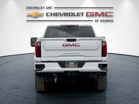 New 2026 GMC Sierra 2500 Denali w/ Denali Reserve Package AWD/4WD image 4