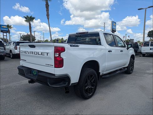 Certified 2025 Chevrolet Silverado 1500 Custom Trail Boss w/ Dark Appearance Package AWD/4WD image 5