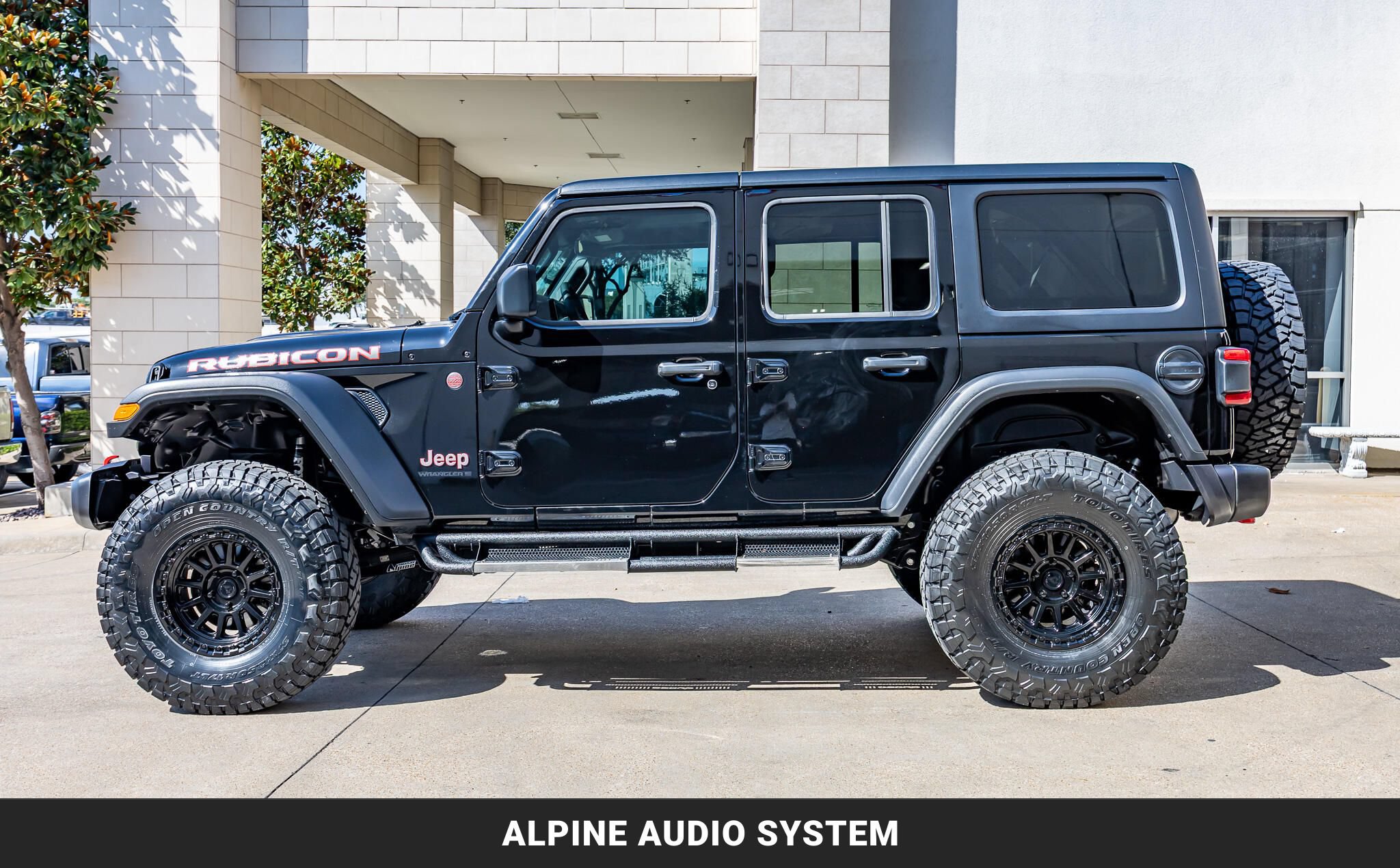 Used 2024 Jeep Wrangler Unlimited Rubicon w/ Technology Group AWD/4WD image 6