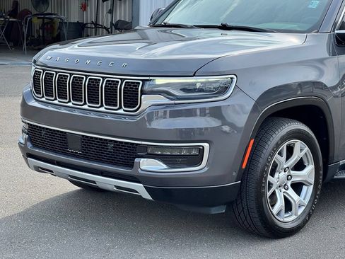 Used 2022 Jeep Wagoneer Series II AWD/4WD image 41