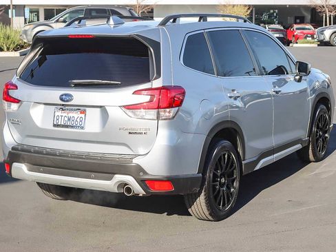 Used 2020 Subaru Forester Touring image 4