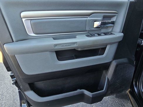 Used 2020 RAM 1500 Warlock AWD/4WD image 15