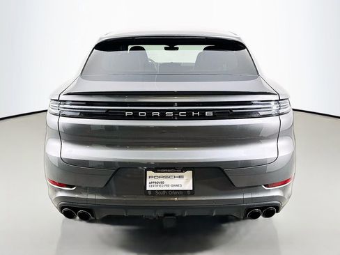 New 2025 Porsche Cayenne E-Hybrid Coupe image 10