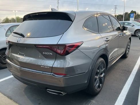 Used 2024 Acura MDX A-Spec image 7