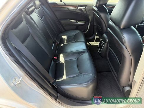 Used 2012 Chrysler 300 Limited RWD image 28
