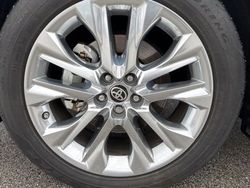 Used 2020 Toyota Highlander Limited image 5