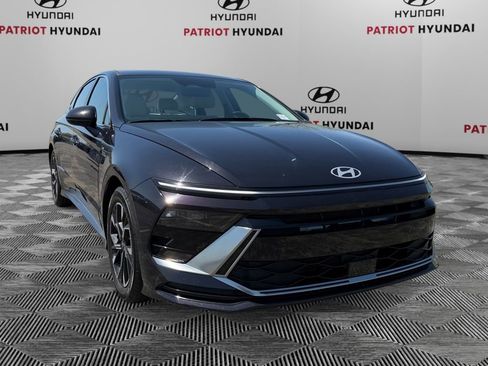 Certified 2025 Hyundai Sonata SEL FWD image 1