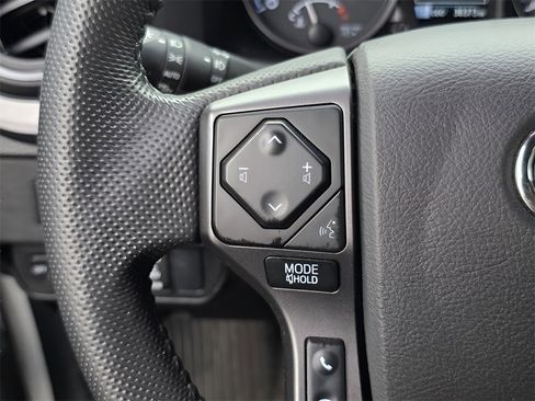 Used 2023 Toyota Tacoma TRD Off-Road w/ TRD Premium Off Road Package image 25