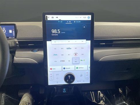 Used 2024 Ford Mustang Mach-E Select image 7