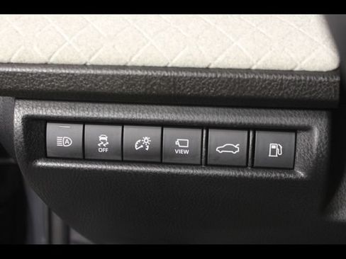 Used 2025 Toyota Camry XLE w/ Premium Plus Package AWD/4WD image 20