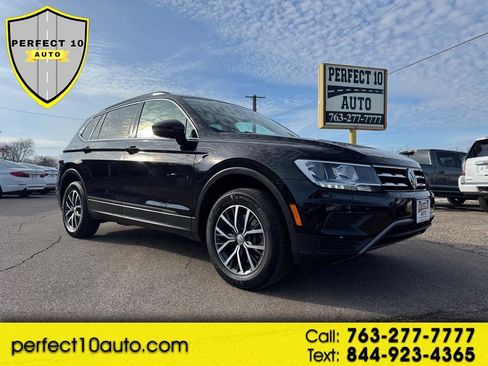 Used 2019 Volkswagen Tiguan SE w/ Panoramic Sunroof Package image 1