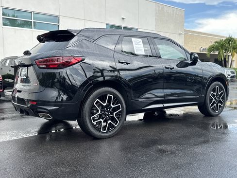 Used 2023 Chevrolet Blazer RS w/ Driver Confidence II Package FWD image 4
