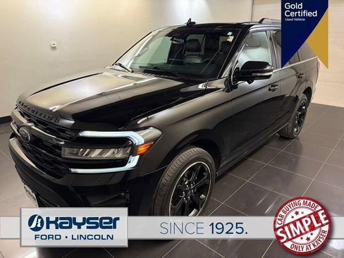 Certified 2023 Ford Expedition Limited AWD/4WD image 3