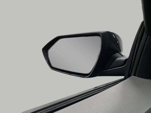 Certified 2023 Hyundai Elantra SE image 19