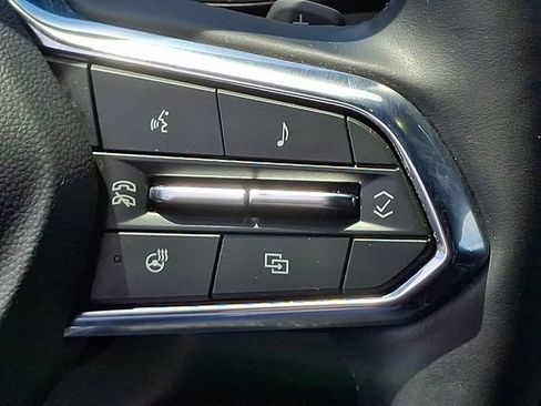 Used 2025 Chevrolet Equinox LT FWD image 22